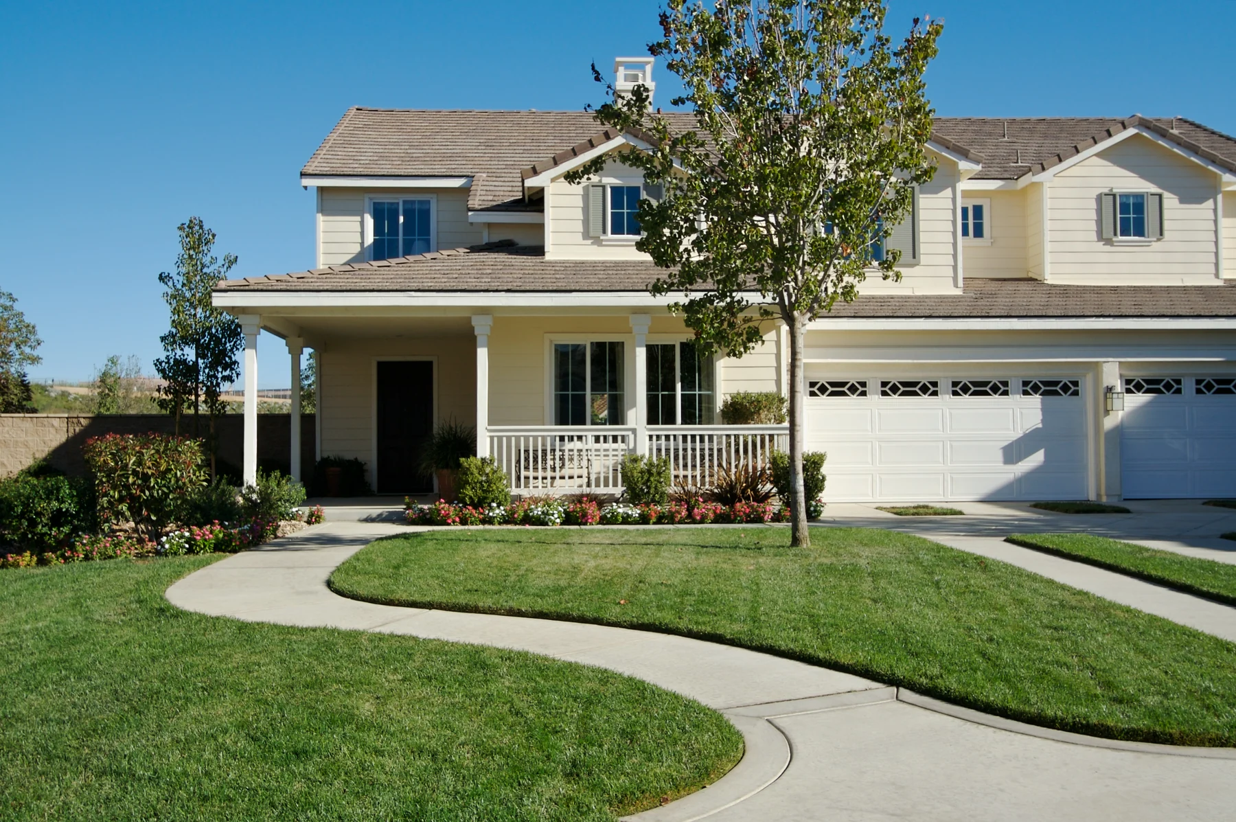 Welcoming modern home representing Hoover, Alabama living